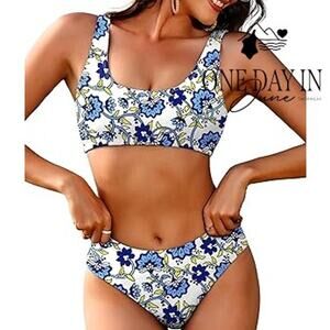 Aimage Floral Crop Bikini Swimsuit Size M
